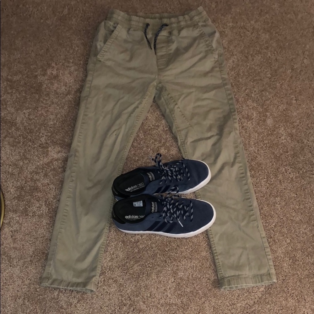 Globe Skinny Chino